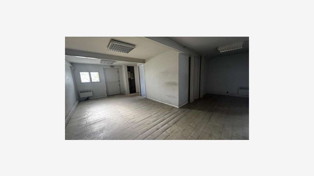 A louer local d'activité 150m² à Argelès-sur-Mer