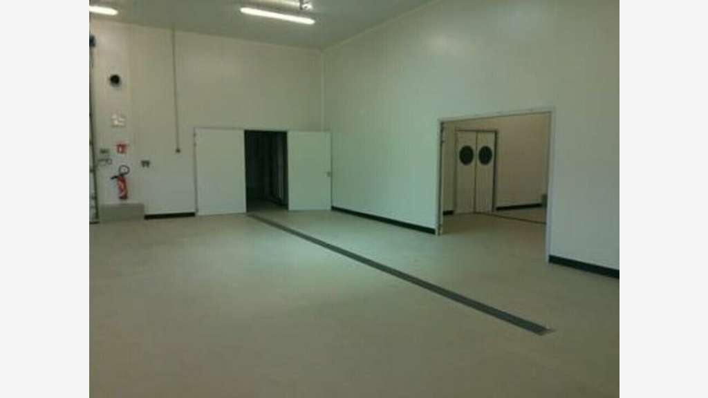 A louer local d'activité 317m² à Brive Novapole