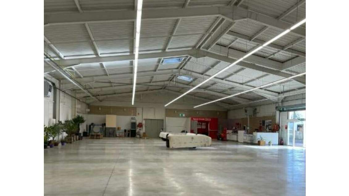 A louer local 740m² ZI les Arbletiers à Audincourt