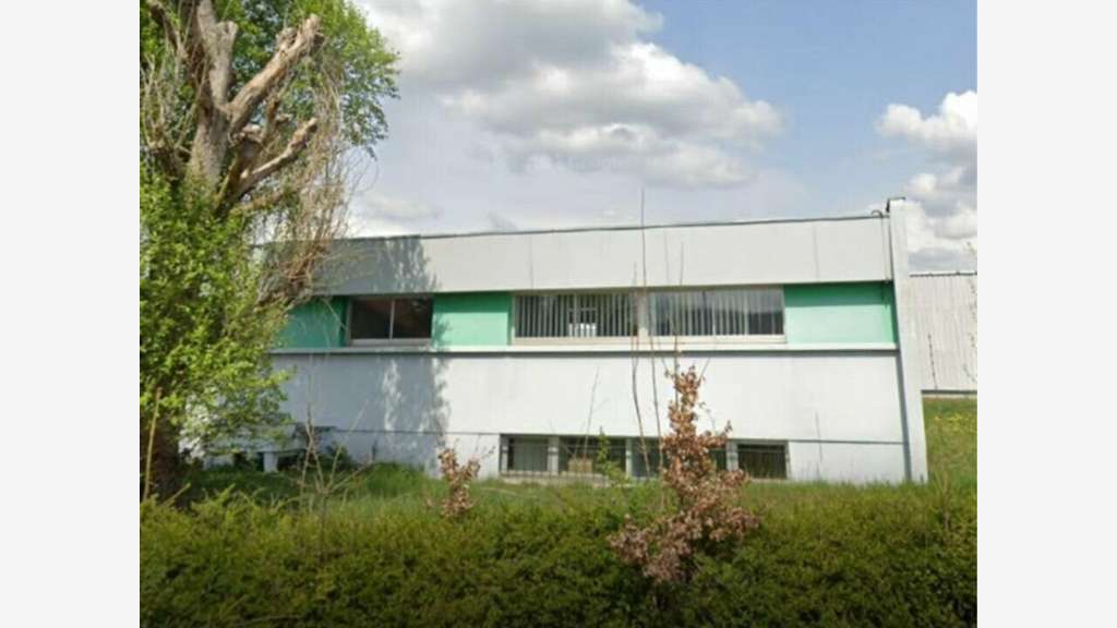 A louer local 380m² ZI Bavilliers-Argiésans
