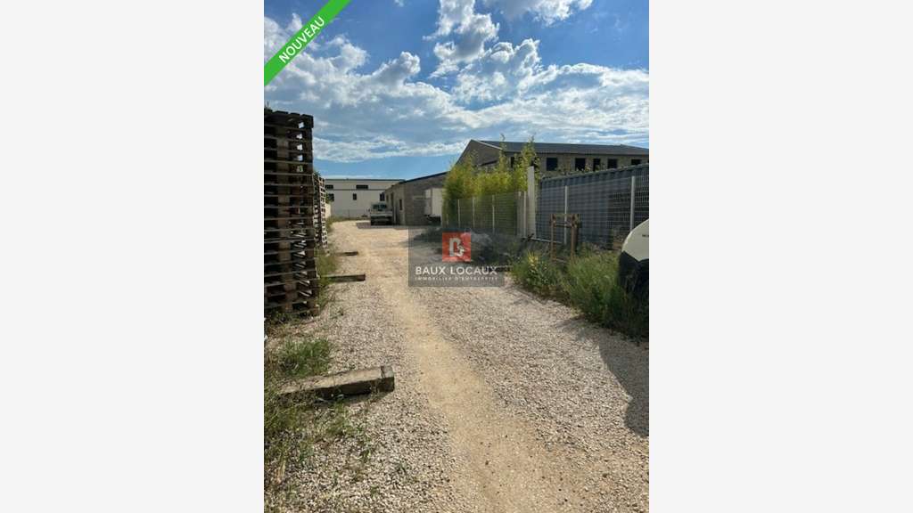 A louer local 65m² à Fos-sur-Mer ZA Lavalduc