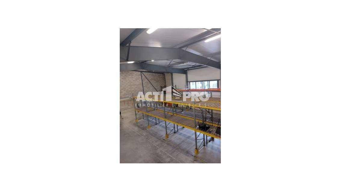 A louer locaux d'activité 805m² à Perpignan
