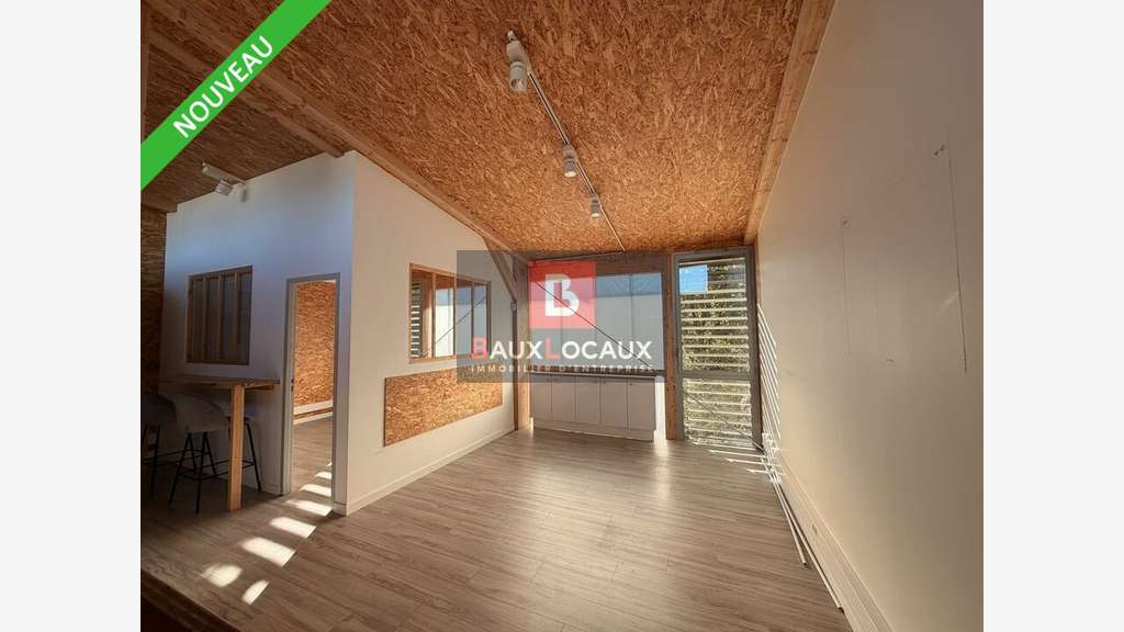 Local d'activité 100m² à louer à Avignon Agroparc