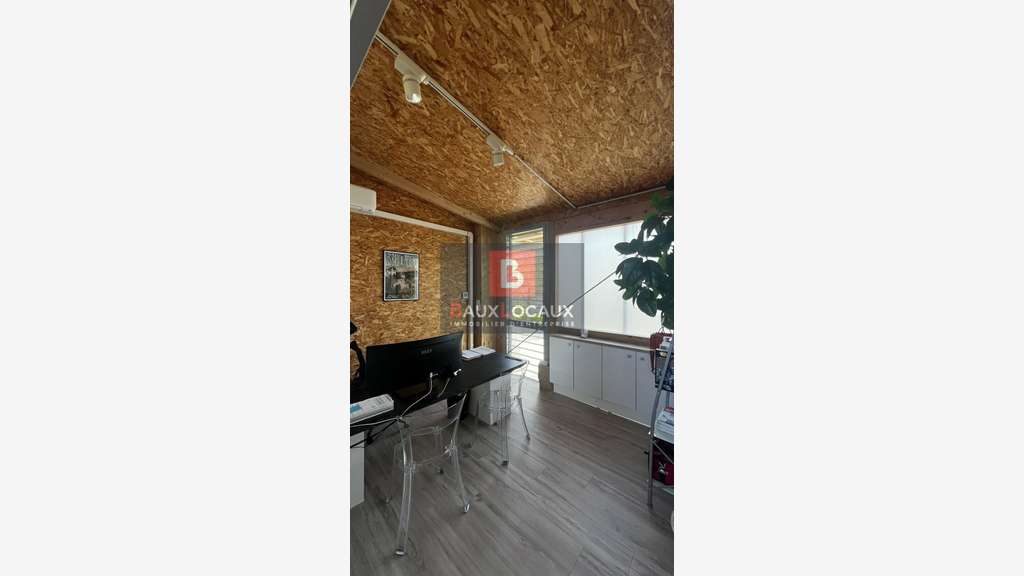 Local d'activité 100m² à louer à Avignon Agroparc