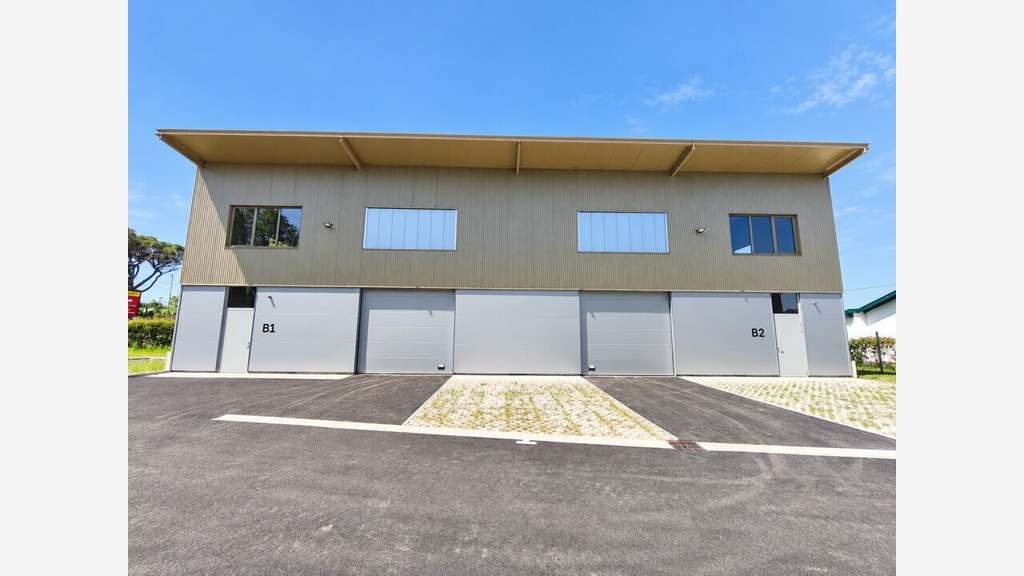 Locaux 375m² à louer Bayonne ZA Saint-Étienne