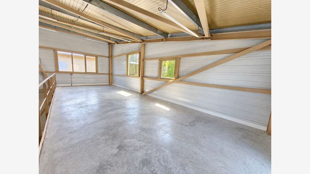 Locaux 375m² à louer Bayonne ZA Saint-Étienne