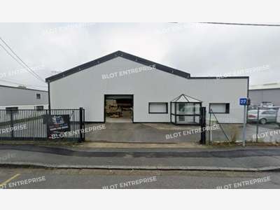 A louer local d'activités 305m² Brest zone Loscoat