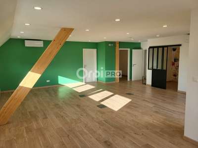 A louer local d'activité 205m² à Bennwihr