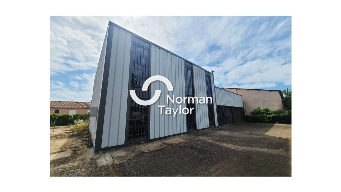 A louer local d'activité 300m² à Béziers Ouest