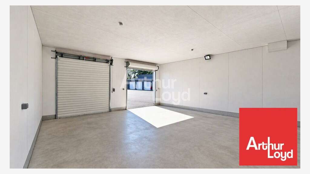 Box de stockage 56m² à louer sur Poitiers Sud