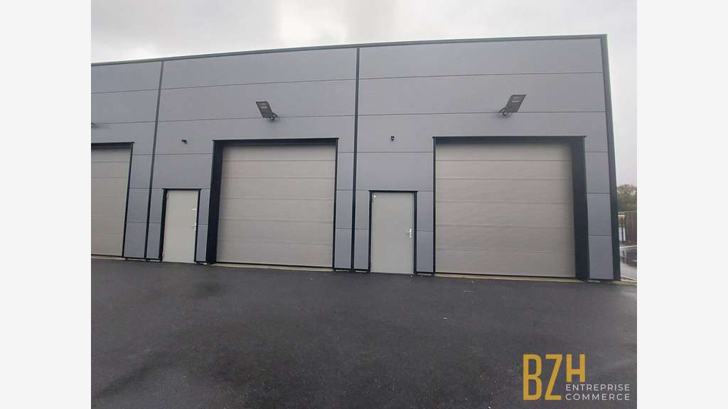 Local d'activité 72m² à louer à Branderion 