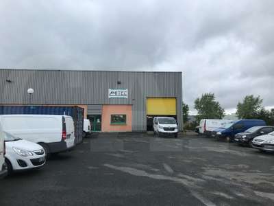 Location Locaux d'activités - Entrepôts à Montfort-sur-Meu