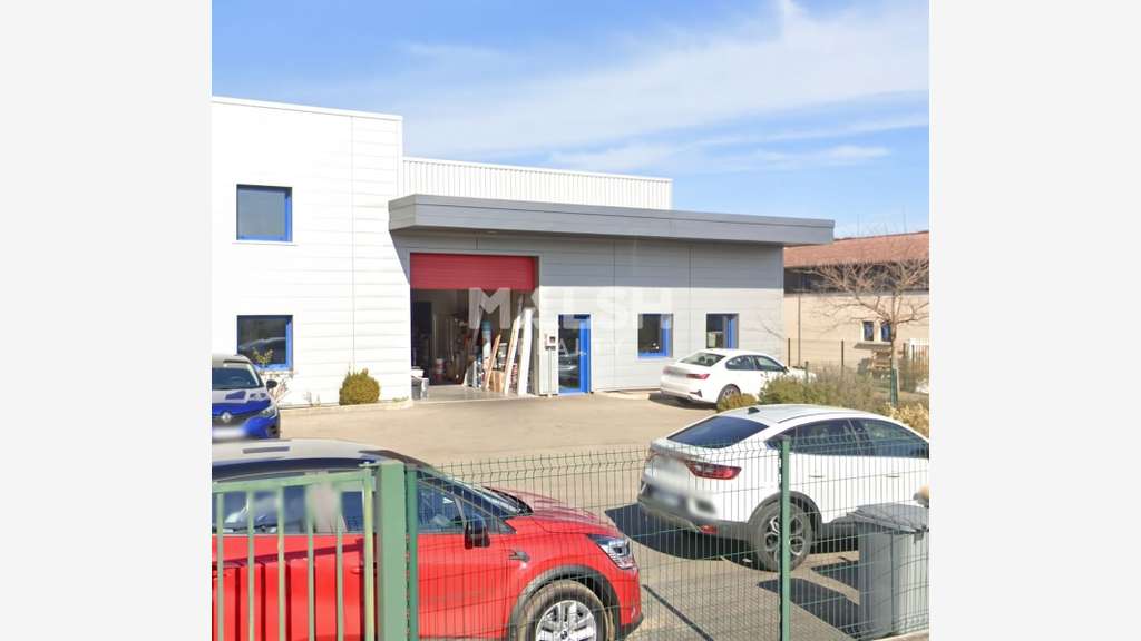 Locaux d'activités à louer 602m² ZI Brindas