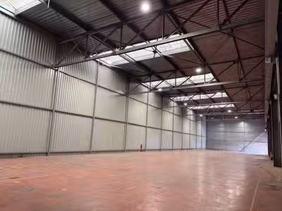 À louer local 1000m² ZA Marcel Doret à Calais