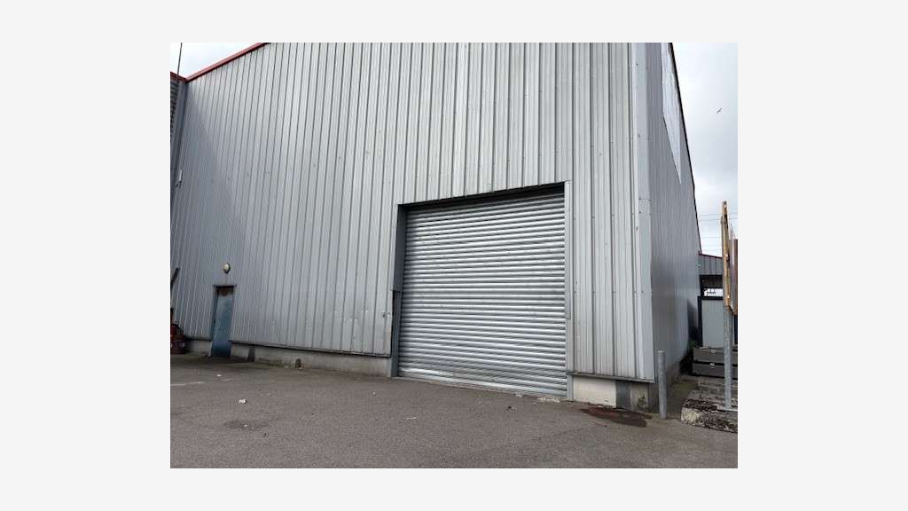 À louer local 1000m² ZA Marcel Doret à Calais