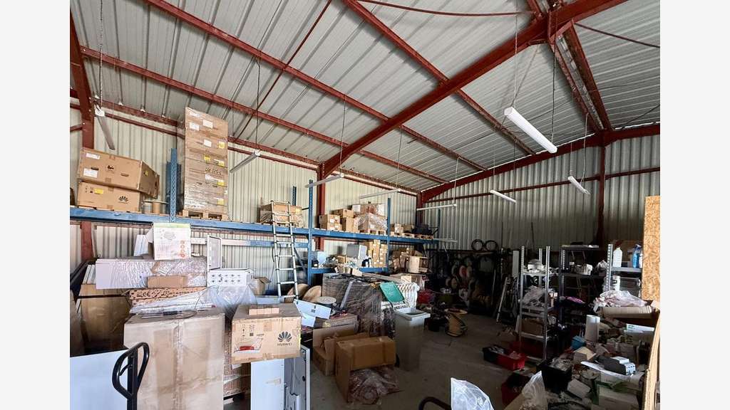 A louer local d'activité 180m² à Canohès