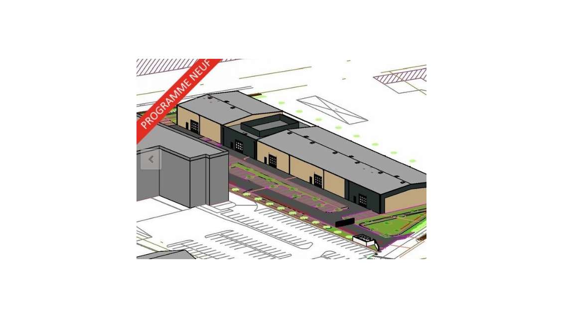 Local d'activité 482m² à louer à Carpentras