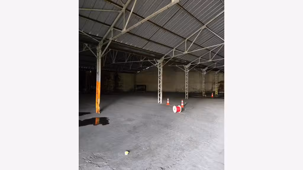 Site industriel 15000m² à louer Cattenières A26/A2