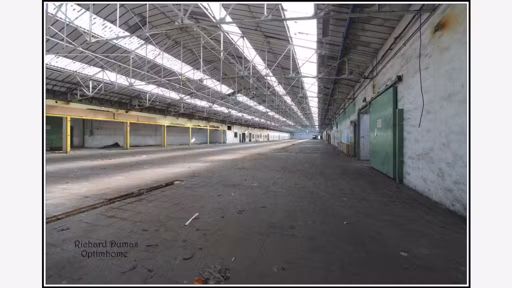 Site industriel 15000m² à louer Cattenières A26/A2