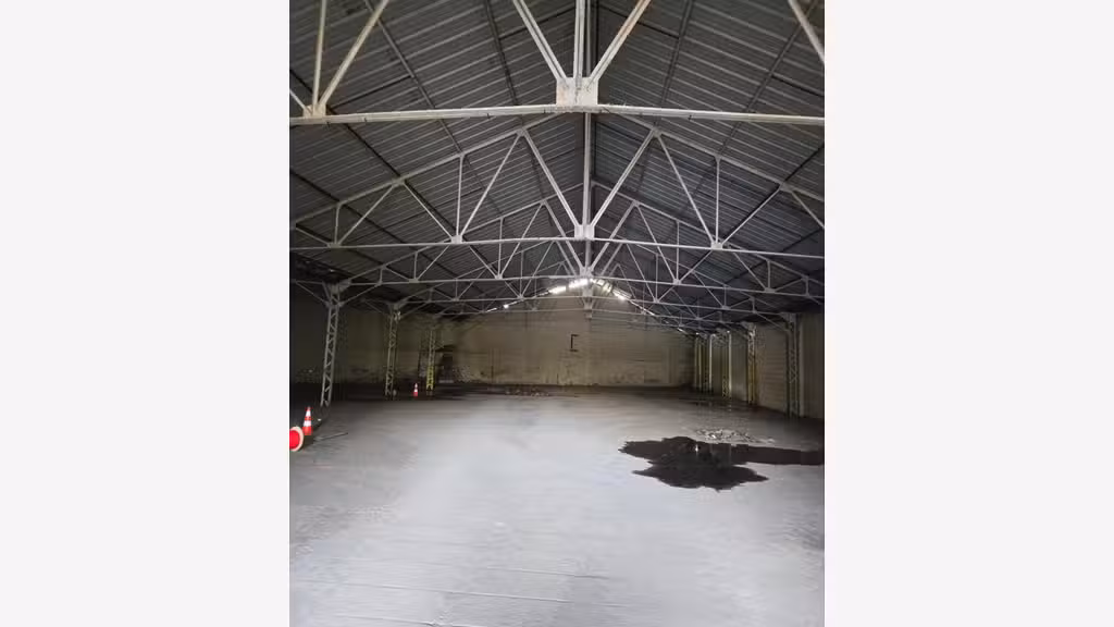 Site industriel 15000m² à louer Cattenières A26/A2