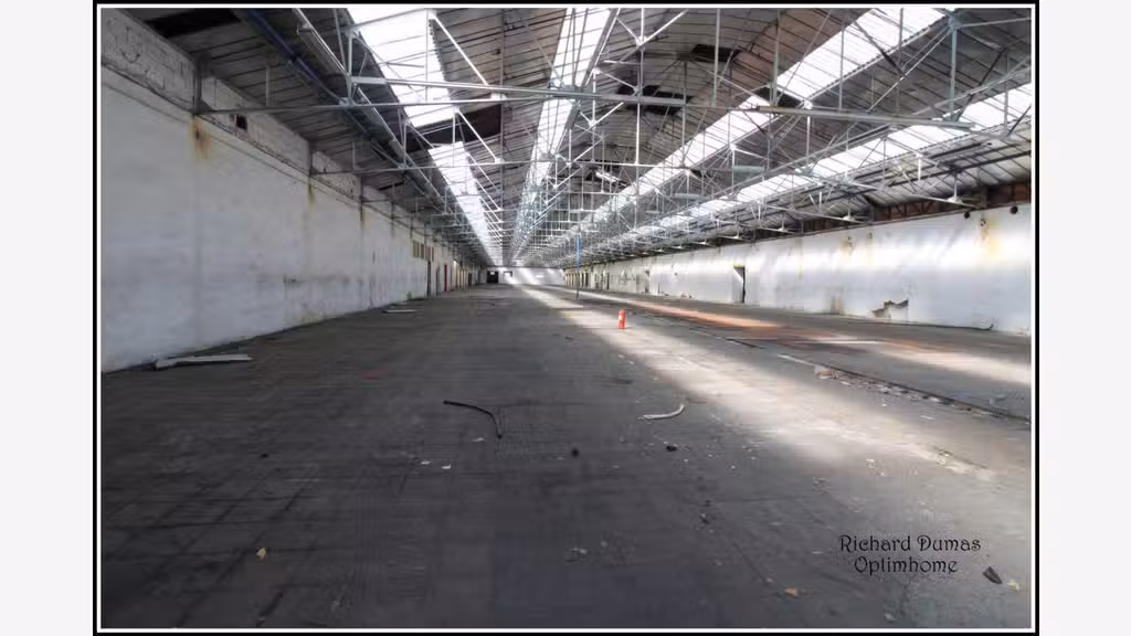 Site industriel 15000m² à louer Cattenières A26/A2