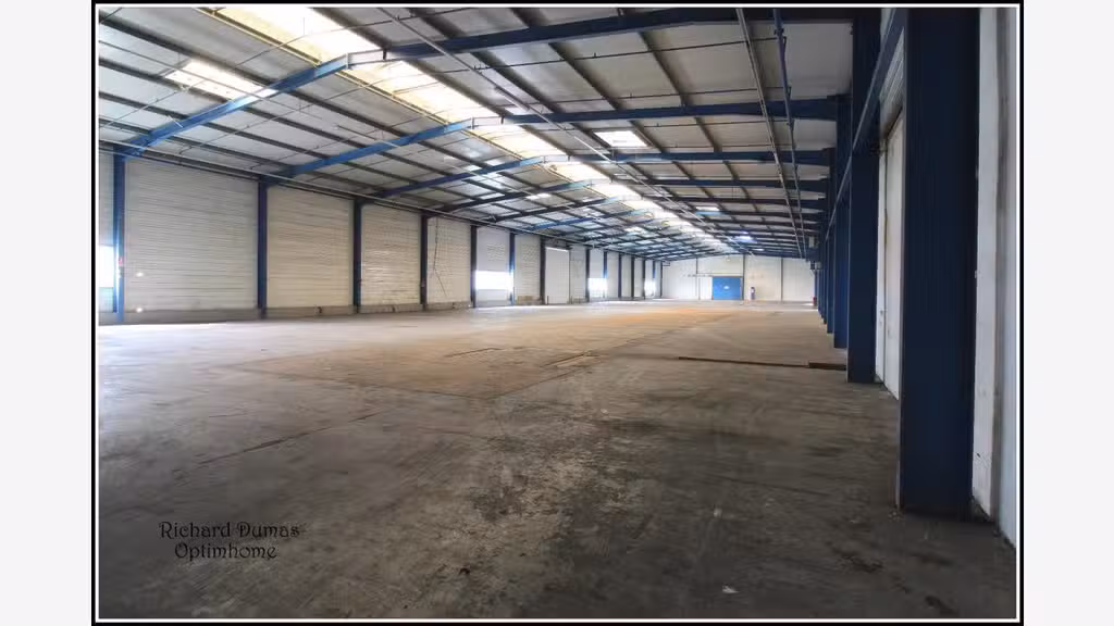 Site industriel 15000m² à louer Cattenières A26/A2