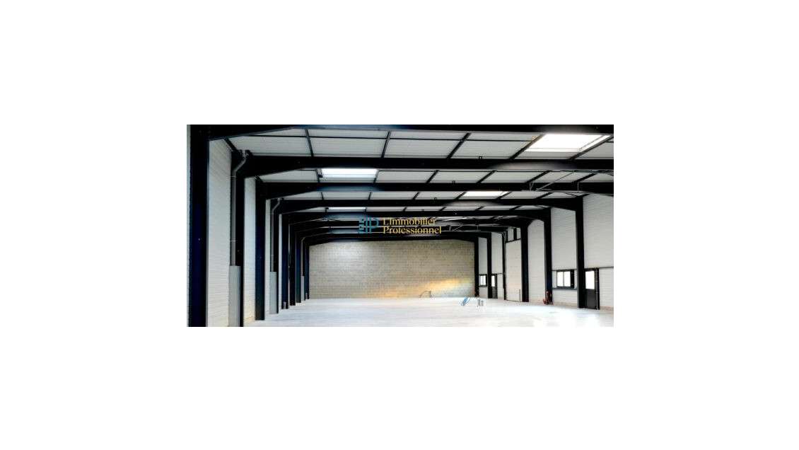 A louer local d'activité 163m² à Caudan ZA Kerpont