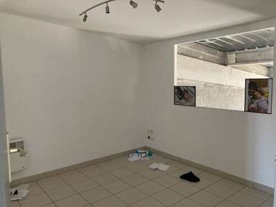 Location Locaux d'activités - Entrepôts à Céret