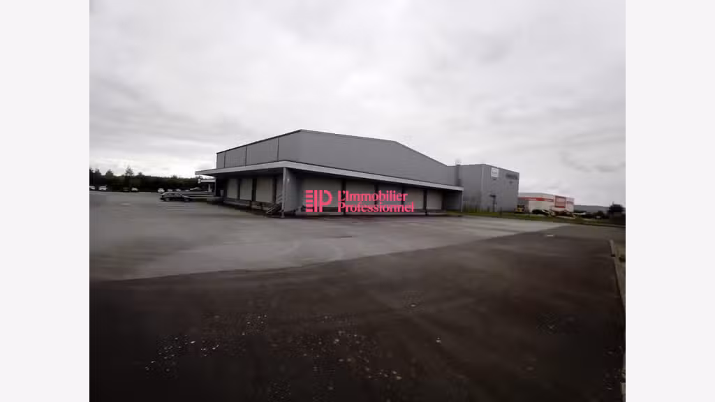 A louer local d'activité 1072m² ZI Châteaulin