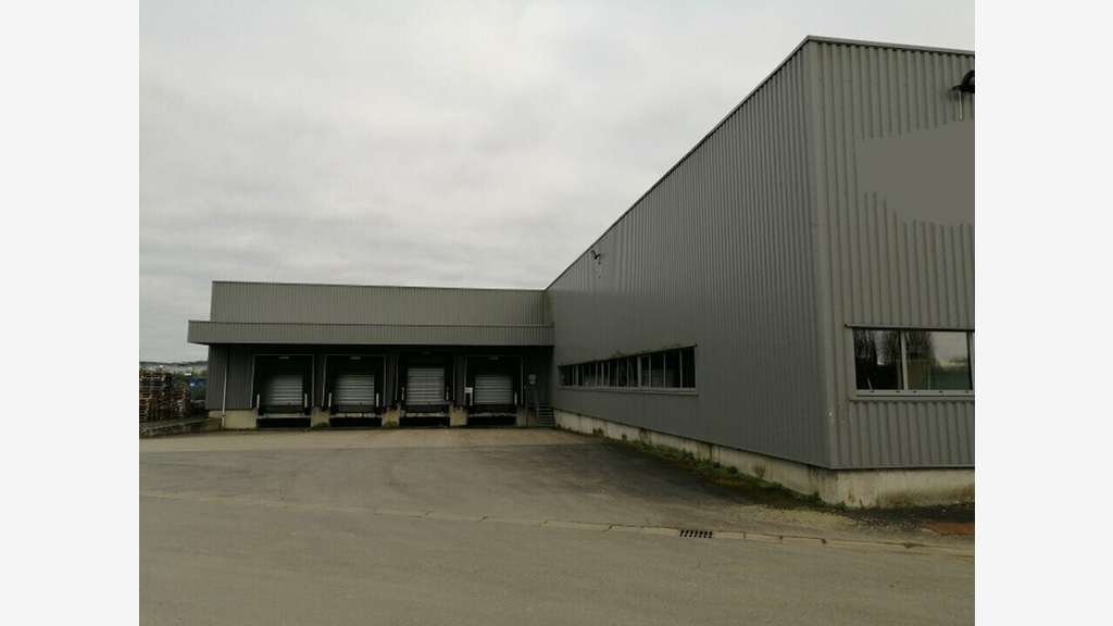 Local d'activité 3000m² à louer à Châtellerault