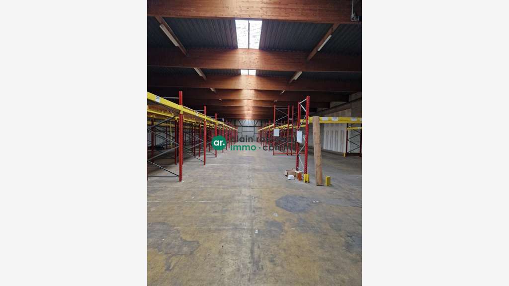 A louer local d'activité 960m² à Cholet