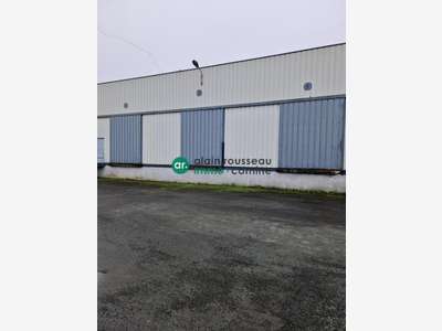 A louer local d'activité 960m² à Cholet 
