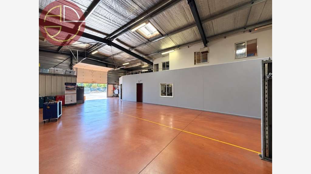 A louer entrepôt 1042m² à Colomiers ZI En Jacca