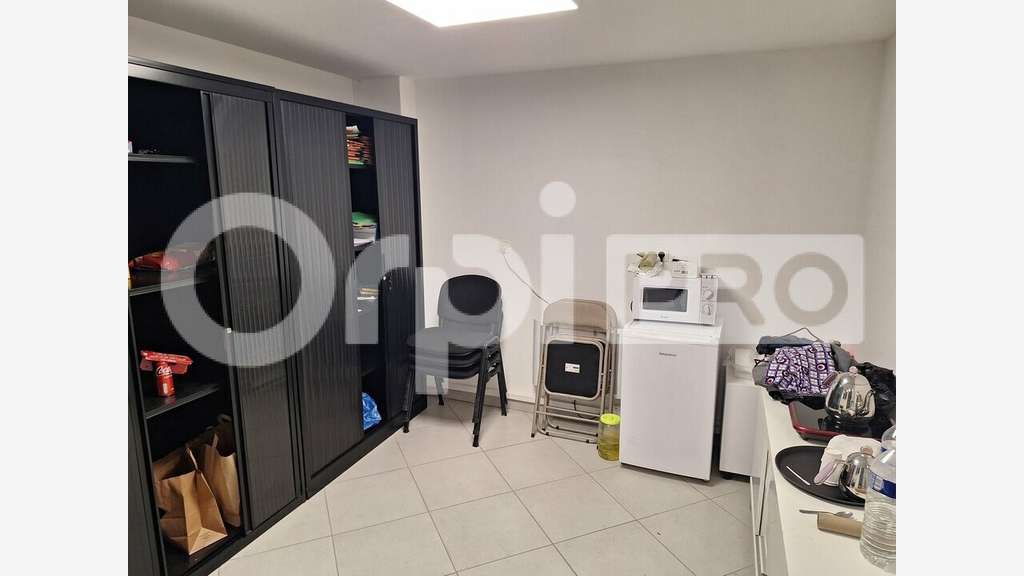 A louer local d'activité 320m² proche Compiègne