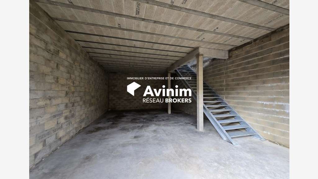 A louer locaux neufs mixtes 120m² à Cormeilles