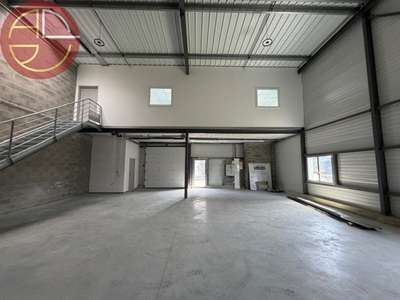 Location local d'activité neuf 212m² à Cugnaux
