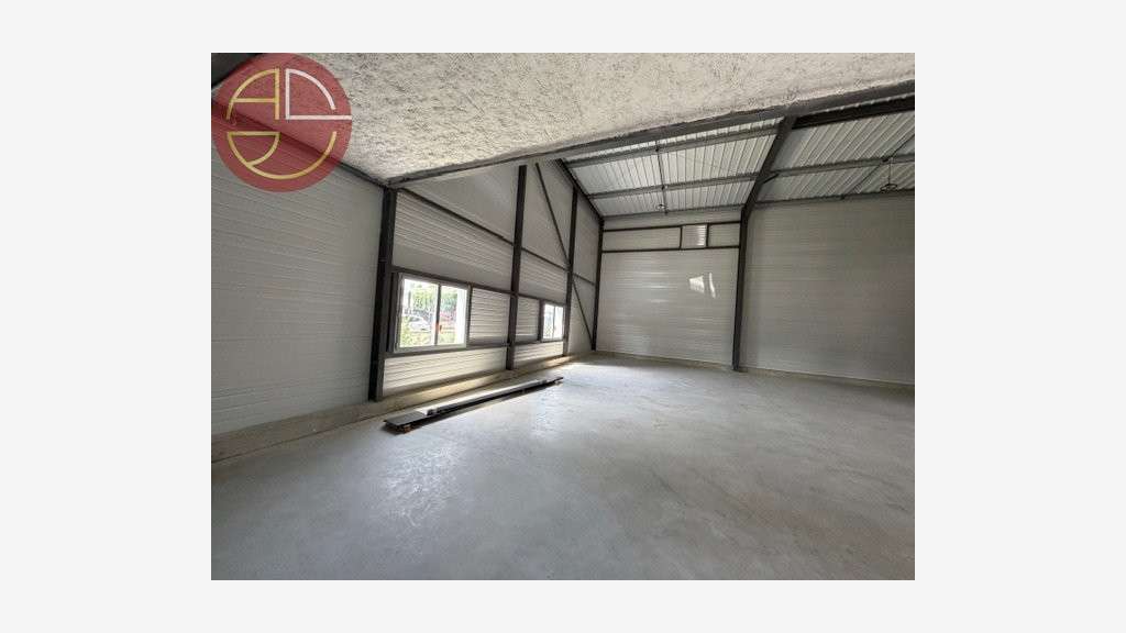 Location local d'activité neuf 212m² à Cugnaux