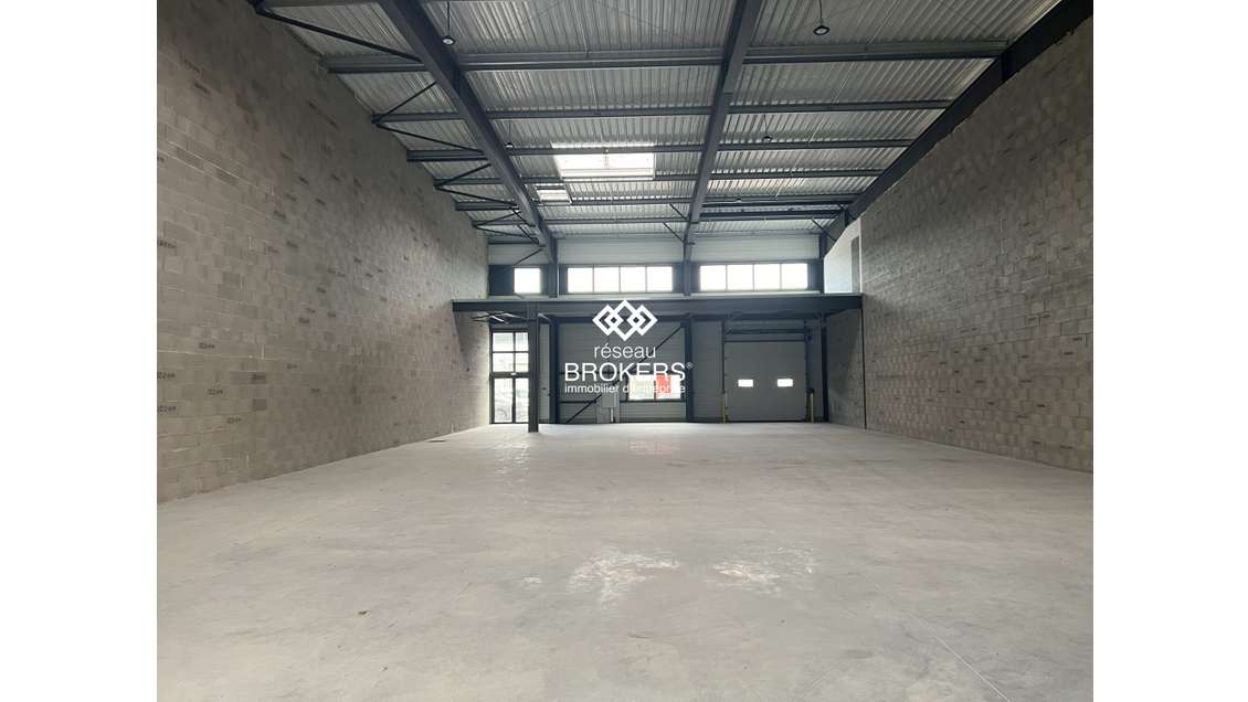 Local d'activité à louer ZI de Dagnieux