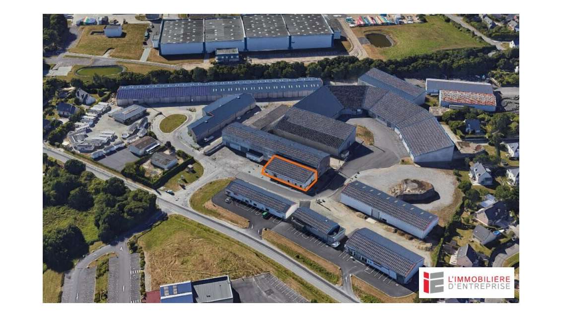 A louer local d'activité 440m² dans ZAC Dinard