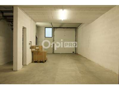 Location Locaux d'activités - Entrepôts à Vénissieux