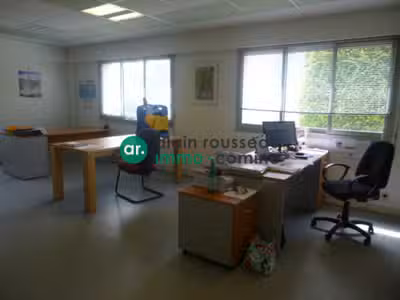 Local d activité 440m² à Durtal à 20mn d'angers