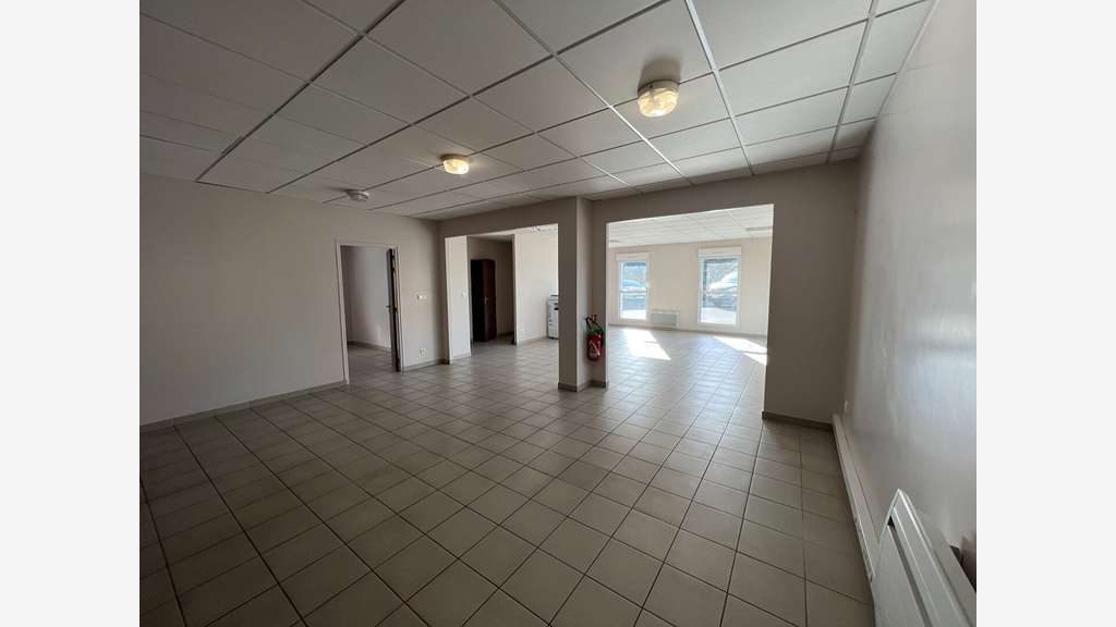 Loue local d'activité 348m² excellent état Angers
