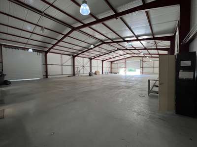 Loue local d'activité de 650m² à Chemille en Anjou