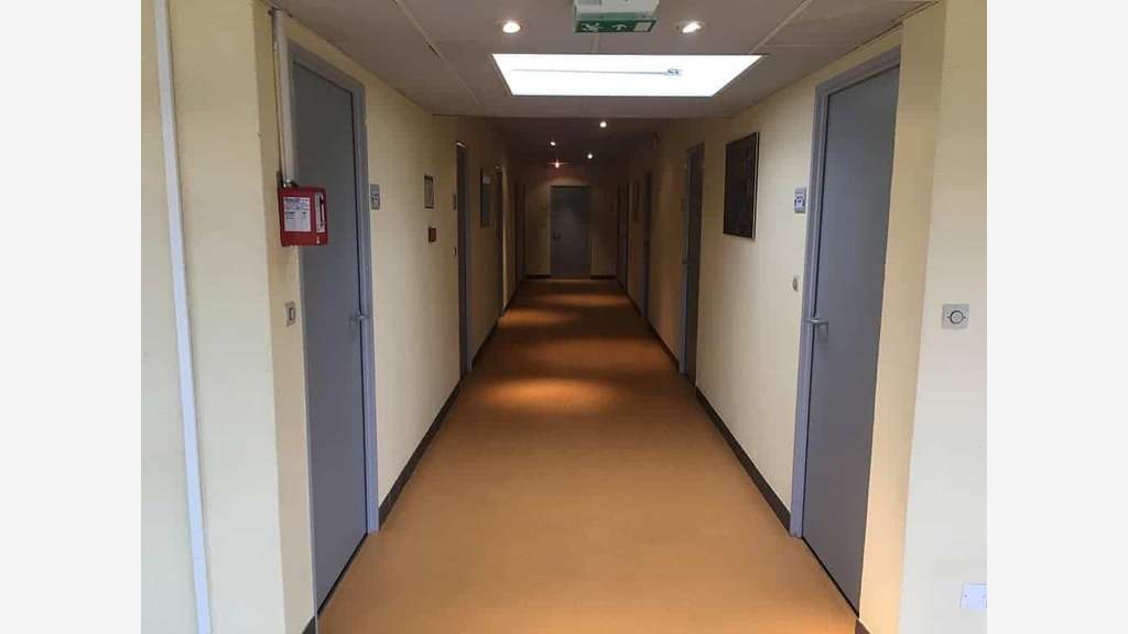 A louer bureaux et ateliers à Martres-Tolosane