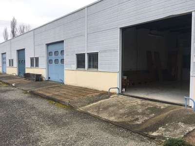 A louer bureaux et ateliers à Martres-Tolosane
