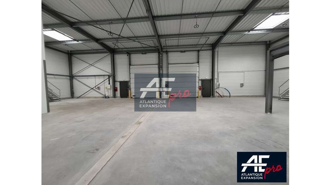 A louer bâtiment neuf 363m² à Saint-Nazaire