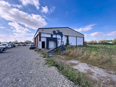 Bâtiment 330m² à louer bien placé à Acy-Romance