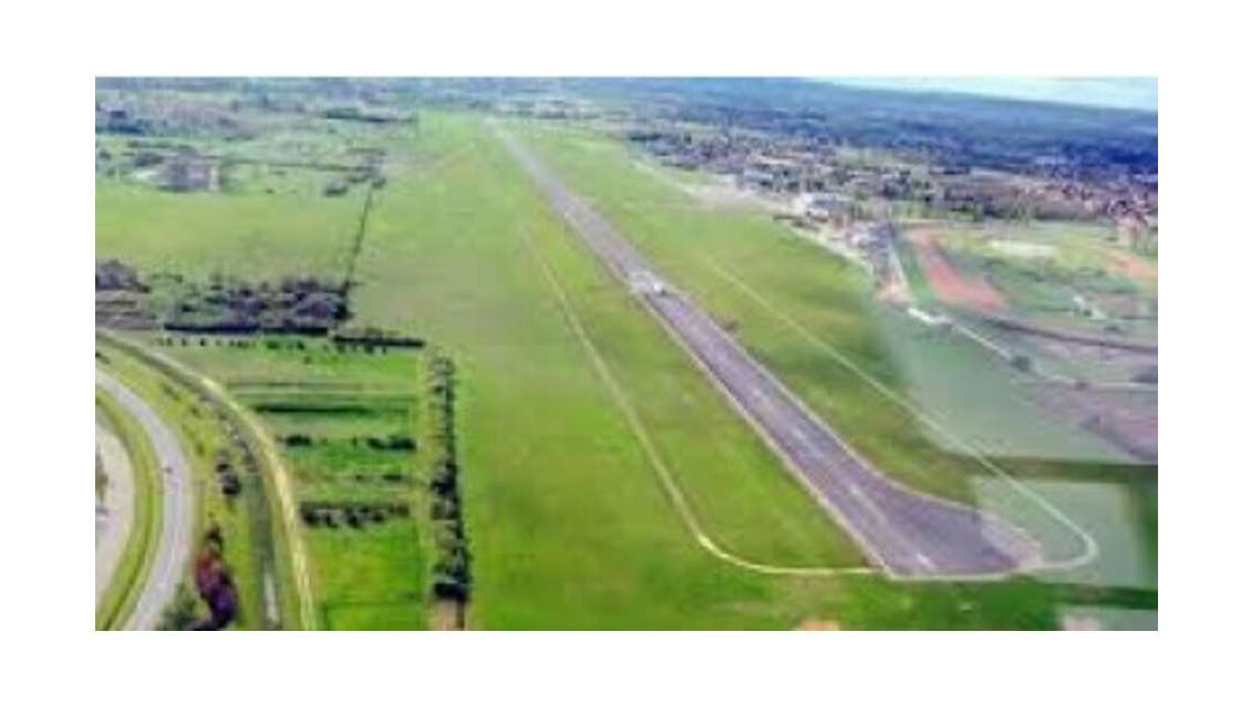 Opportunité A louer hangar 720m² aéroport Agen