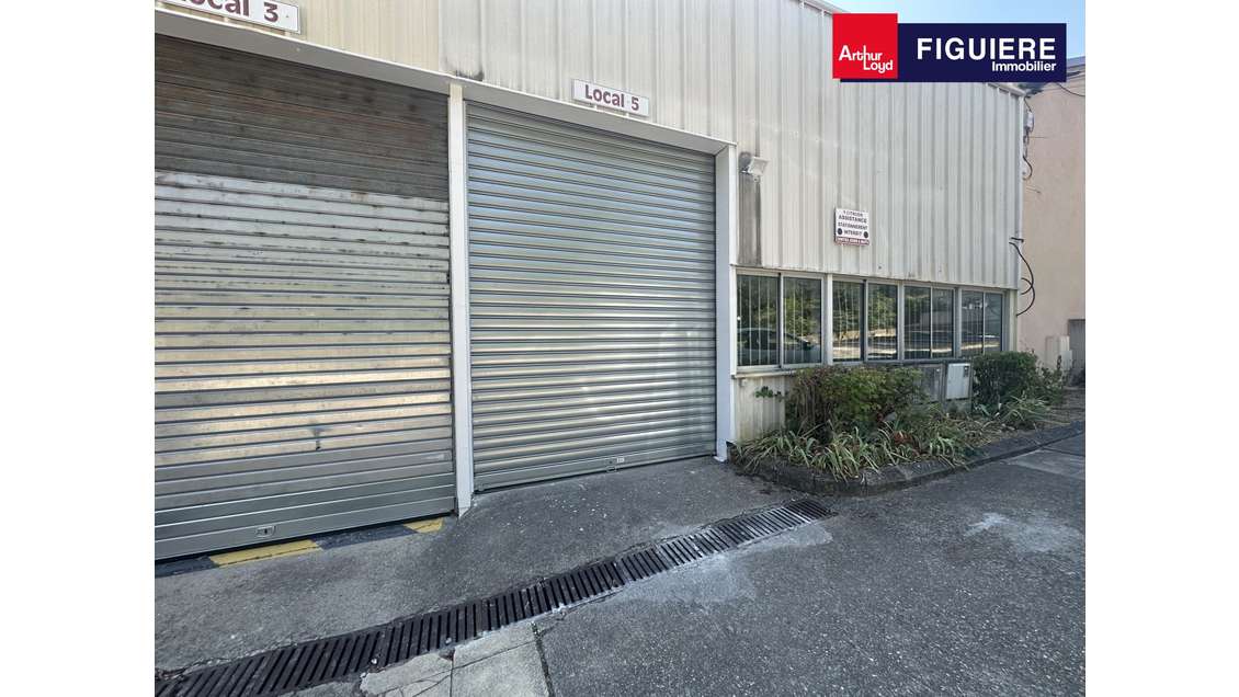 Local 170m² à louer sur la ZA Rodari à Luynes