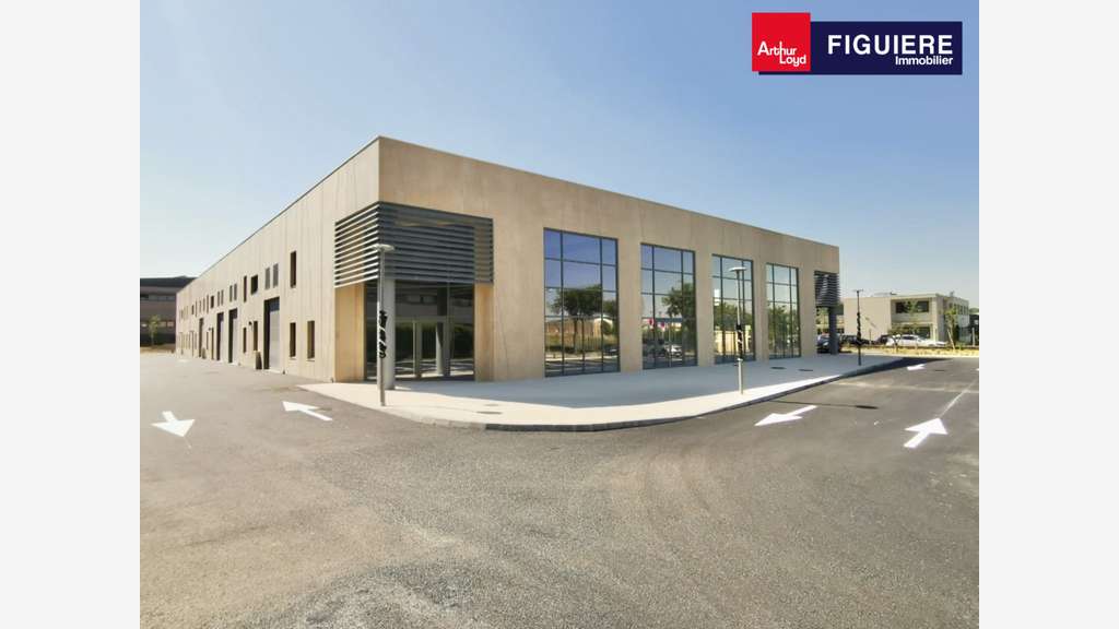 Location local activité neuf 330m² Aix-en-Provence